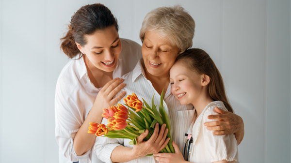 Menopause and Gut Health: How Fibre Helps with Bloating and Beyond